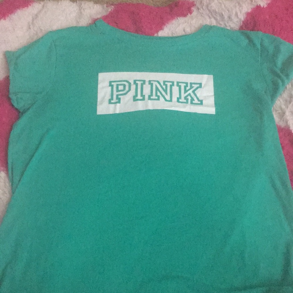 pink shirt